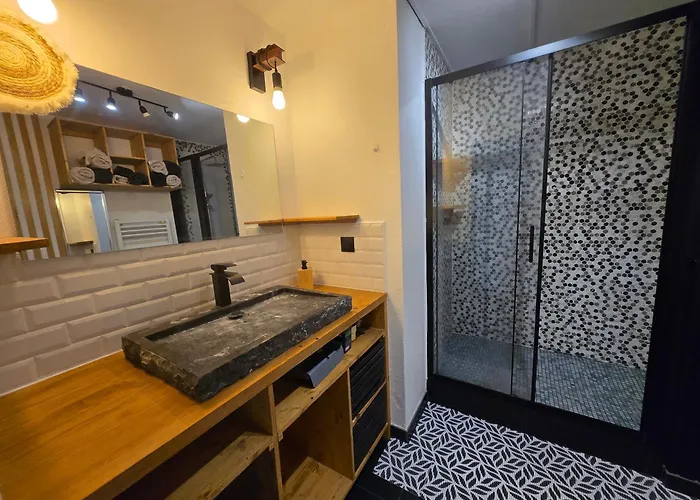 La Terrasse Сasa de vacaciones Argenton-lʼ Église